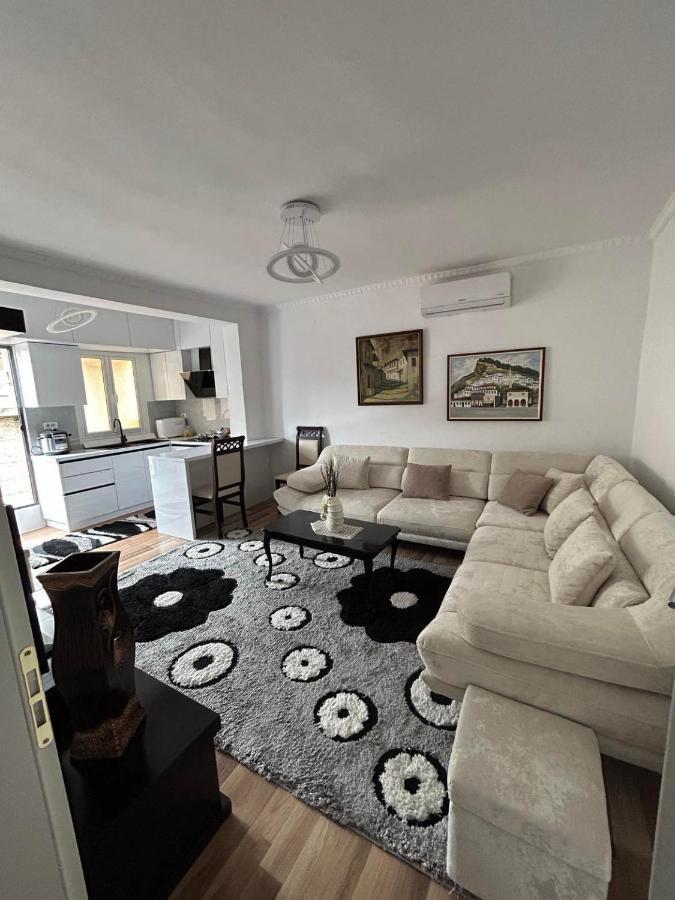 Apartament Flat In Berat'S Center Zewnętrze zdjęcie