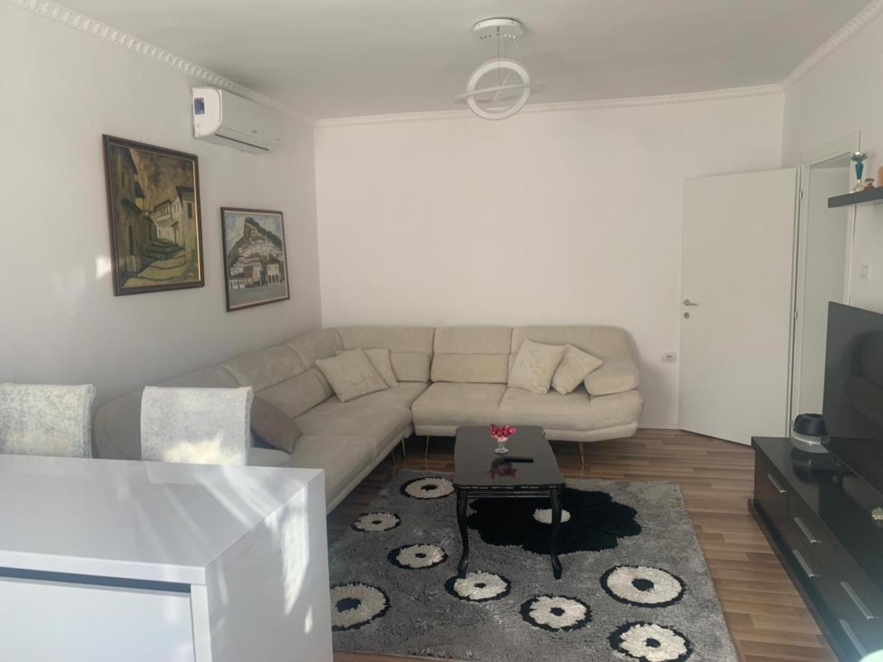 Apartament Flat In Berat'S Center Zewnętrze zdjęcie