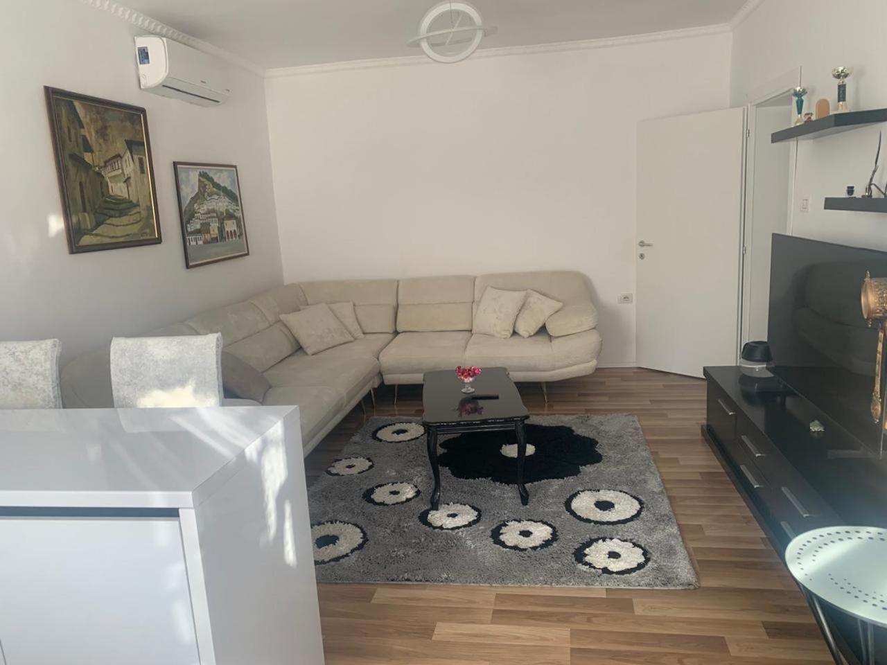 Apartament Flat In Berat'S Center Zewnętrze zdjęcie