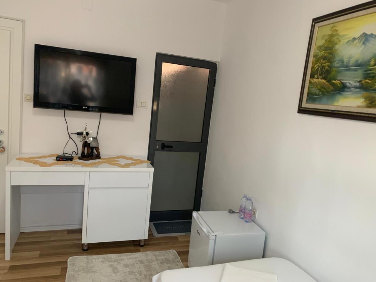 Apartament Flat In Berat'S Center Zewnętrze zdjęcie