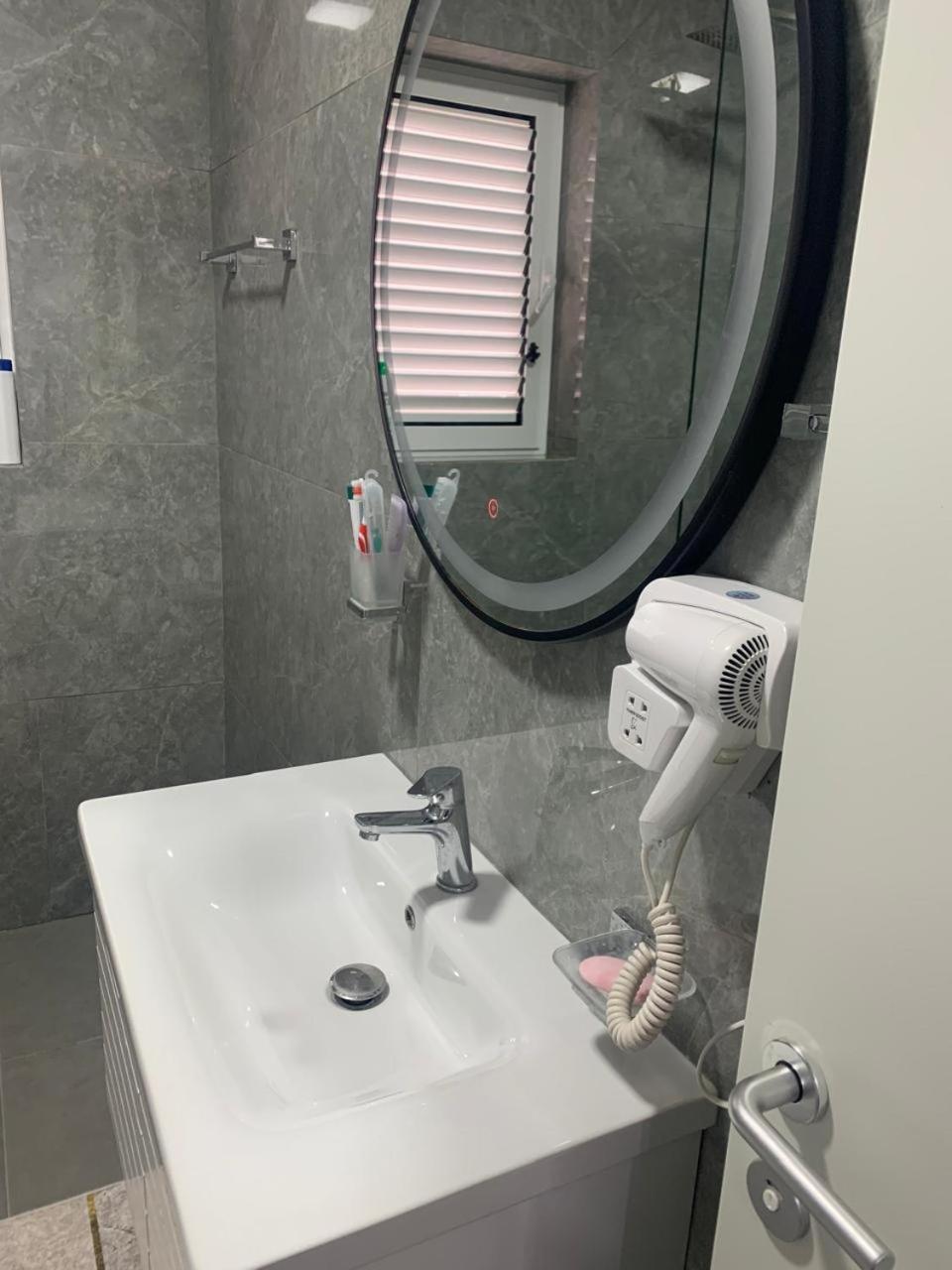 Apartament Flat In Berat'S Center Zewnętrze zdjęcie