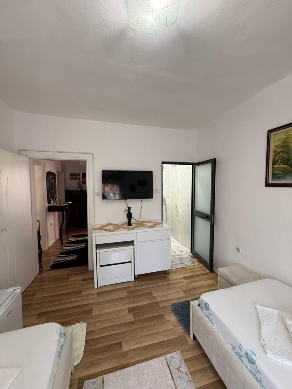 Apartament Flat In Berat'S Center Zewnętrze zdjęcie